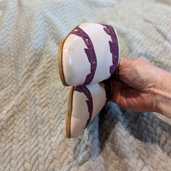 ⚜️ Christian Louboutin Vintage Pink Flats  Size 38 1/2 accepting offers - Picture 13 of 16